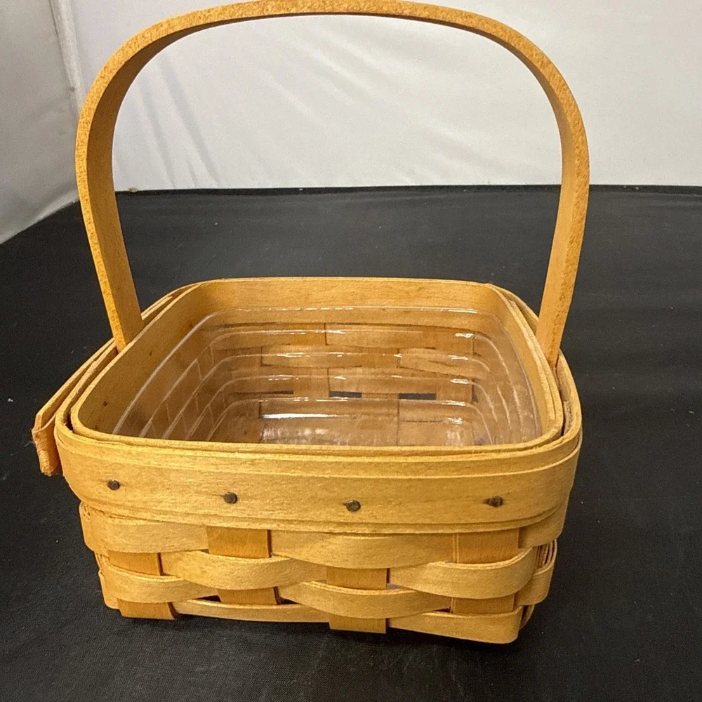 longberger small square 2001 with handle and plastic liner 5.5